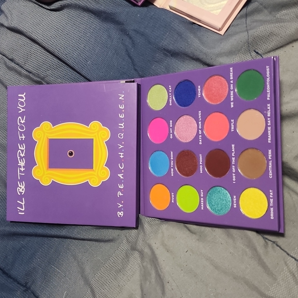 Make up bundle - Picture 3 of 5